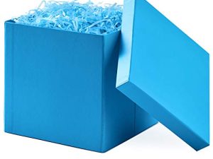 Hallmark 7" Gift Box with Lid (Turquoise Blue) for Birthdays