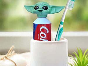 2022 The Child Toothpaste Cap Dispenser for Kids and Adults