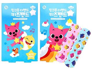[Random Design] Baby Shark Family Kid Friendly First Aids 32pcs Character Pattern Bandages : 2 Packs (16pcs x 2)
